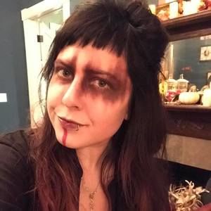 Meet your Posher, Annalee